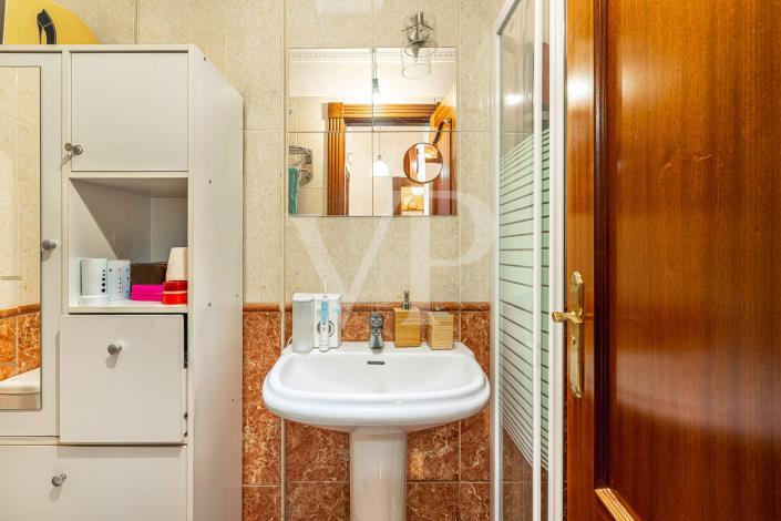 Image No.17-3 Bed Townhouse for sale