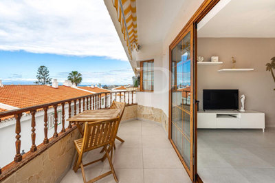 6c593d87-4af6-44cf-afb5-87800e8f8a64