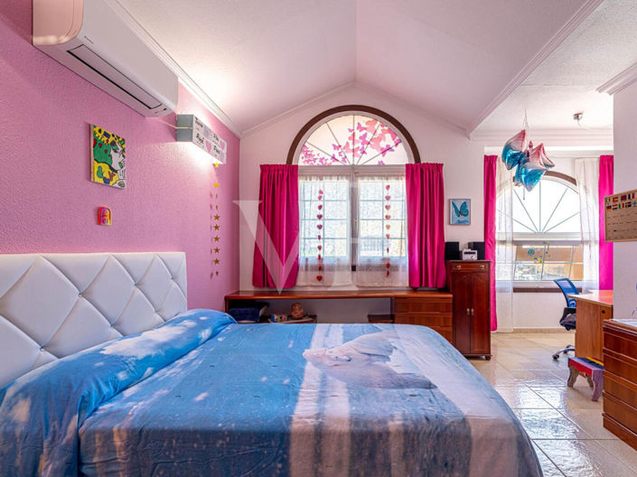 Image No.17-3 Bed Townhouse for sale