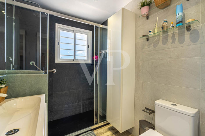 Image No.12-3 Bed Townhouse for sale