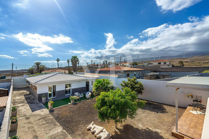 Image No.40-3 Bed Townhouse for sale