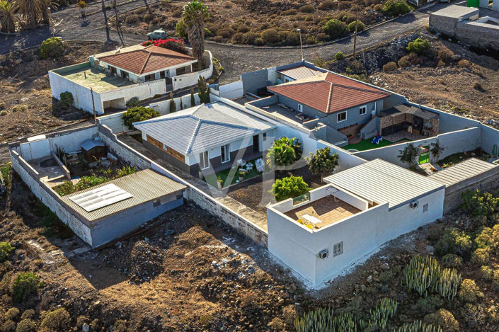 Image No.45-3 Bed Townhouse for sale