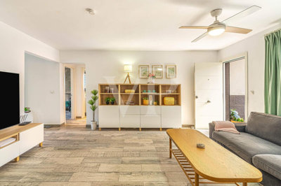 ae9cd580-a362-45d5-a627-75e9468d2e8d