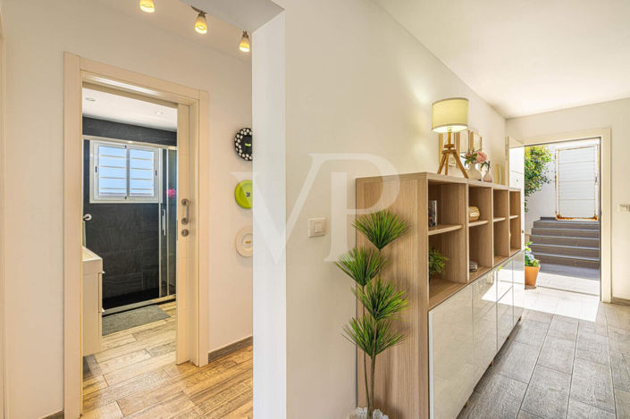 Image No.10-3 Bed Townhouse for sale