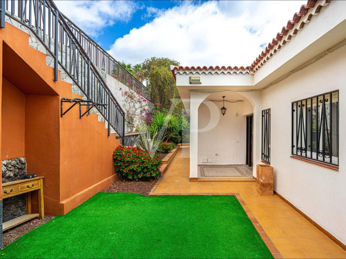 Image No.15-4 Bed Townhouse for sale