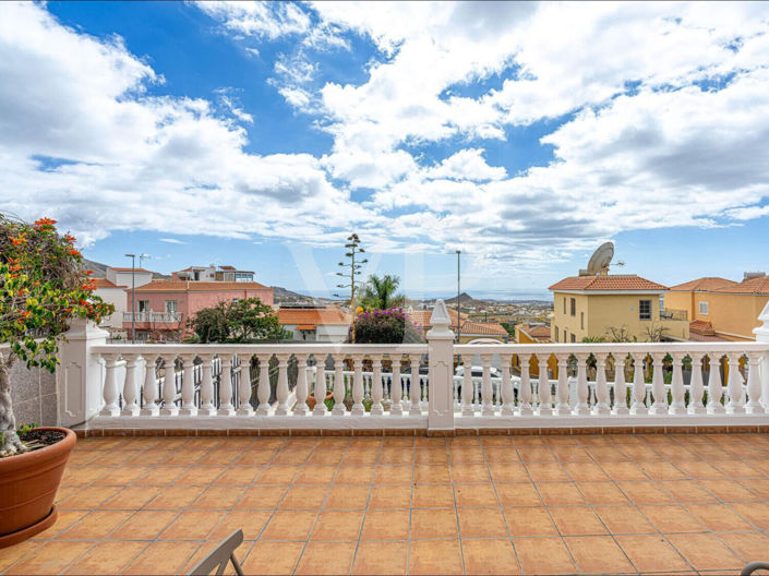 Image No.19-4 Bed Townhouse for sale