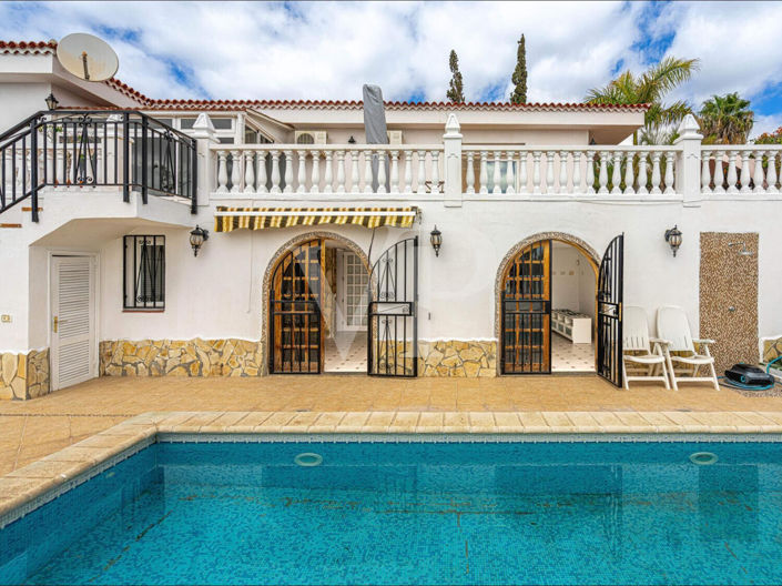 Image No.4-4 Bed Townhouse for sale