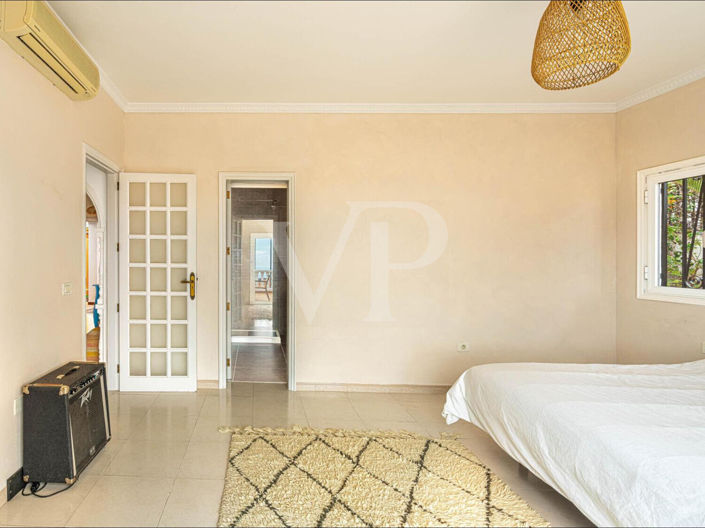 Image No.35-4 Bed Townhouse for sale