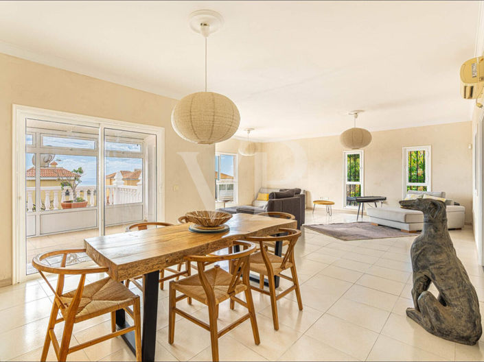 Image No.45-4 Bed Townhouse for sale