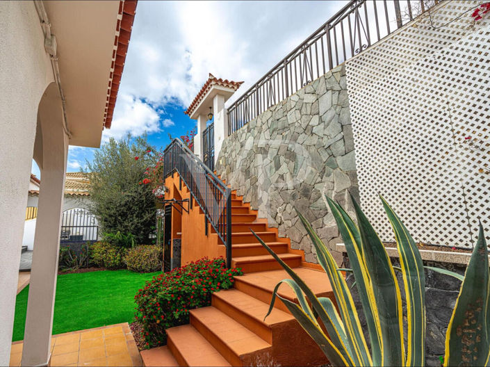 Image No.8-4 Bed Townhouse for sale