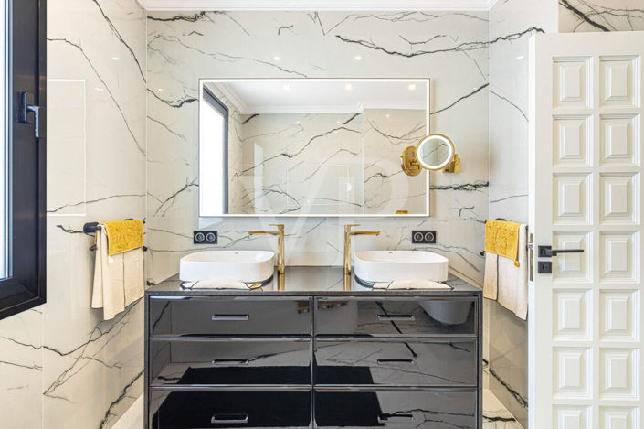 Image No.23-4 Bed Villa for sale