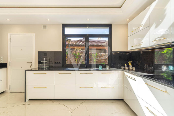 Image No.49-4 Bed Villa for sale