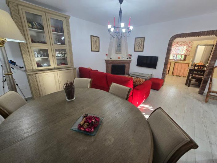 Image No.7-3 Bed Country House for sale