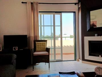 0008-living-room