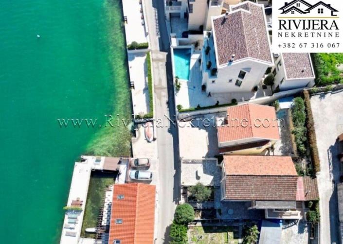 Image No.5-Maison de 4 chambres à vendre à Kotor