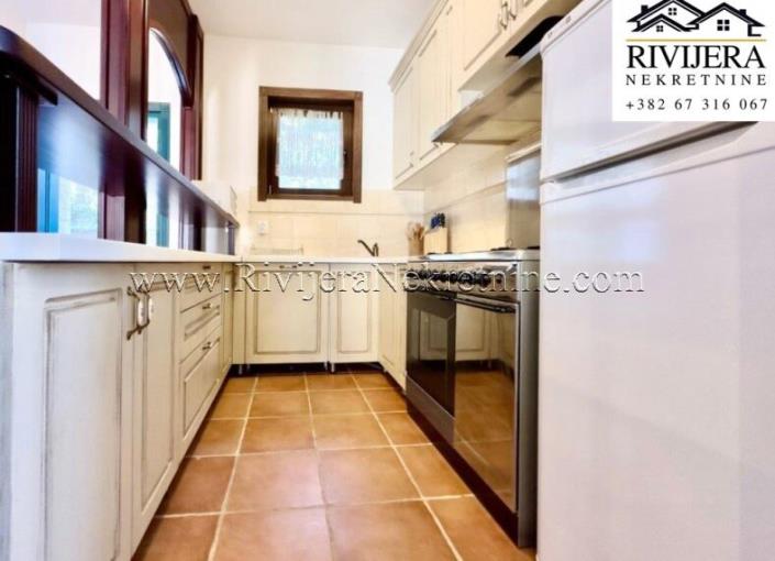 Image No.5-Appartement de 2 chambres à vendre à Kotor