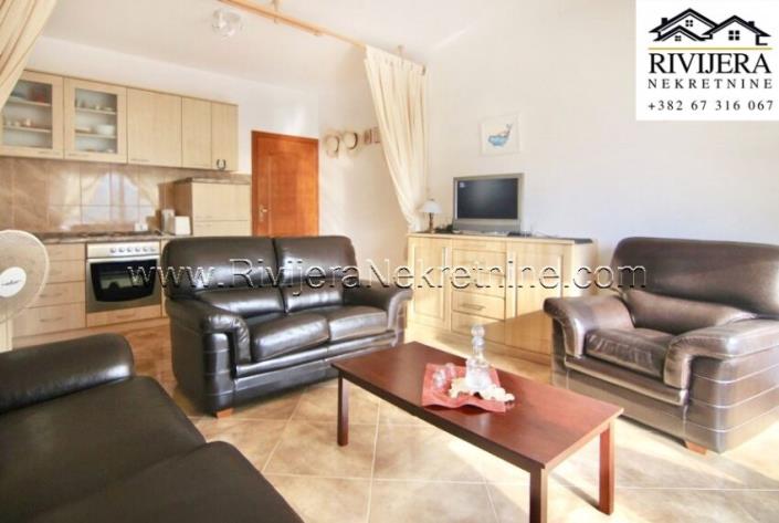Image No.1-Appartement de 1 chambre à vendre à Dobrota