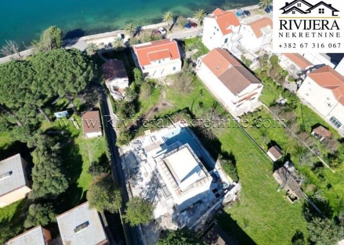 Image No.2-Villa for sale