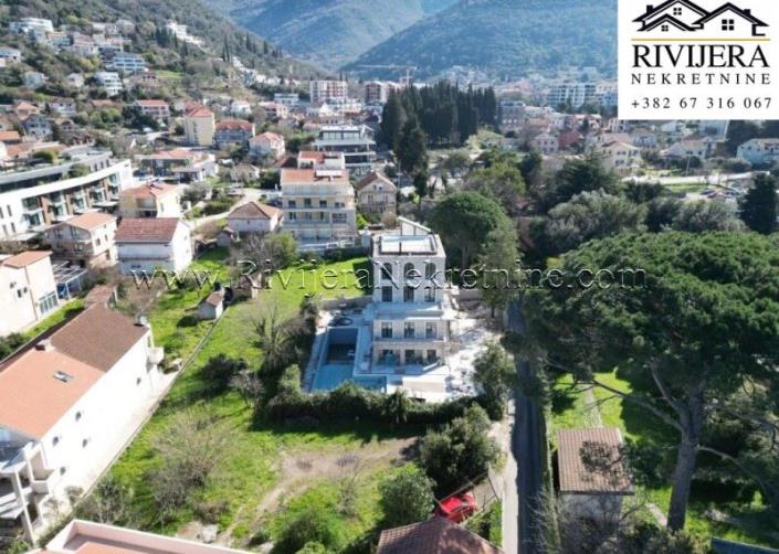 Image No.6-Villa for sale