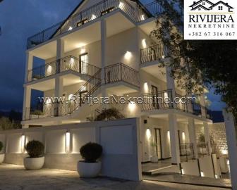 Tivat_vila_prodjaa_villa_sale_Rivijera_Nekretnine_oglasi_Boka_Kotorska_-6-710x570