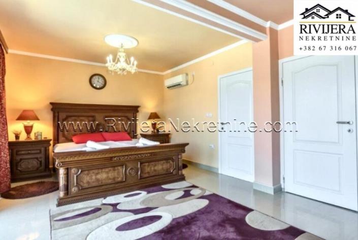 Image No.3-Villa de 5 chambres à vendre à Tivat