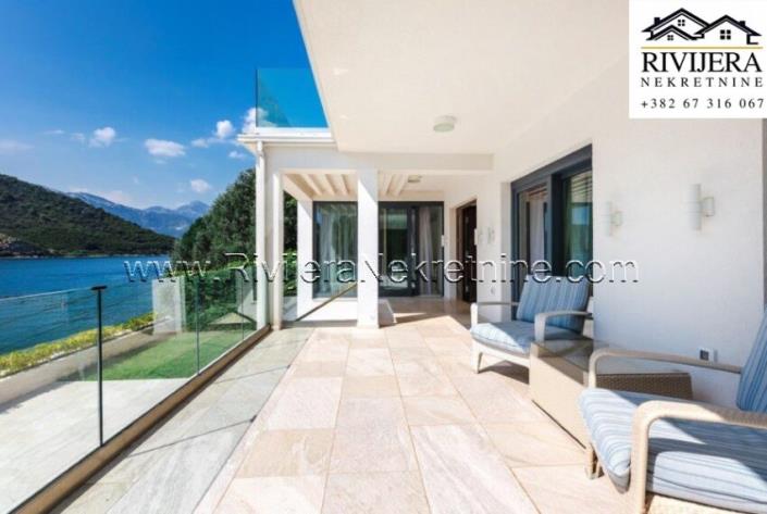 Image No.15-Villa de 6 chambres à vendre à Tivat