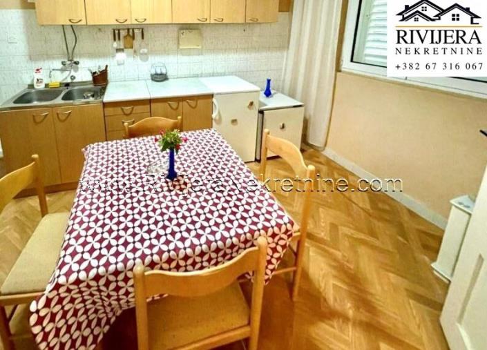 Image No.2-Maison à vendre à Tivat