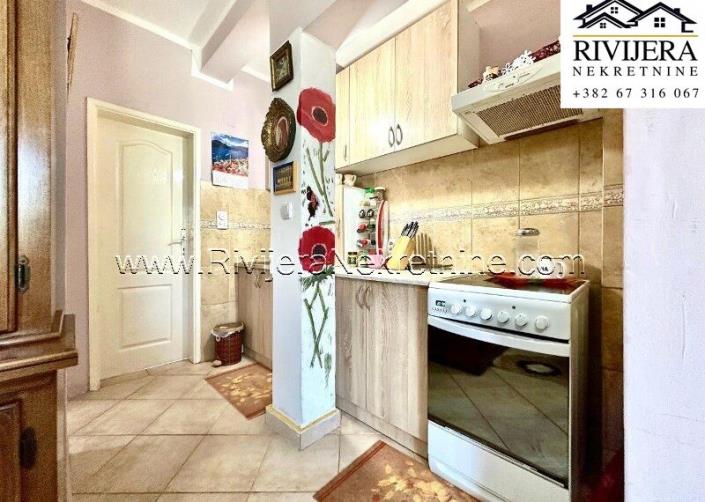 Image No.3-Appartement de 1 chambre à vendre à Tivat