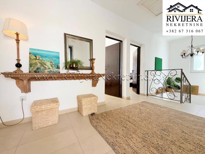 Image No.8-Villa de 4 chambres à vendre à Ðenovici