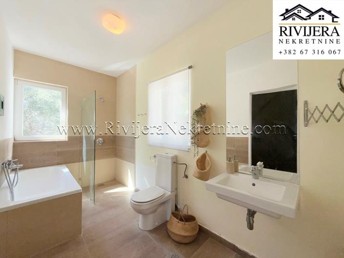 Image No.15-Villa de 4 chambres à vendre à Ðenovici