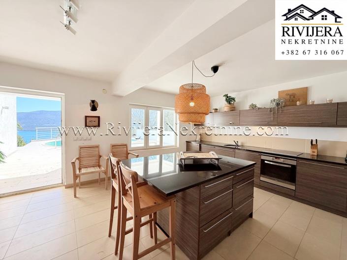 Image No.11-Villa de 4 chambres à vendre à Ðenovici