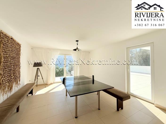 Image No.12-Villa de 4 chambres à vendre à Ðenovici