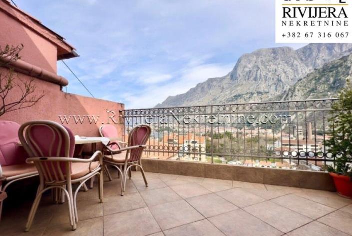 Image No.10-Appartement de 3 chambres à vendre à Skaljari