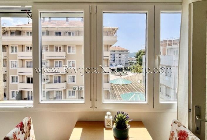 Image No.1-Appartement de 1 chambre à vendre à Tivat