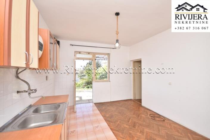 Image No.2-Appartement de 1 chambre à vendre à Herceg Novi