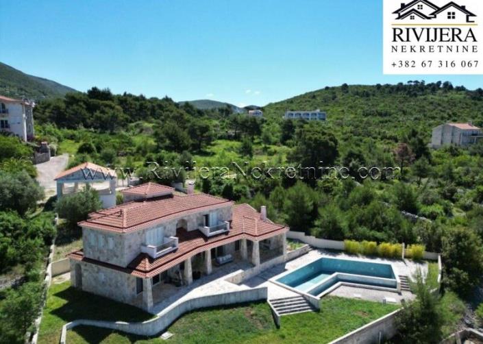 Image No.3-Maison de 3 chambres à vendre à Herceg Novi