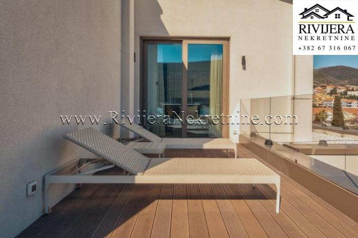 Image No.7-Appartement de 4 chambres à vendre à Kumbor