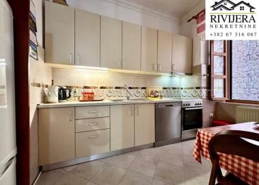 Kotor_sale_prodaja_prodaza_Strai_gard_old_Town_stan_Apartment_Rivijera_Nekretnine_oglasi_Ads_-7-800x570