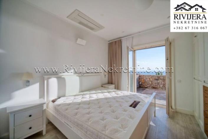 Image No.3-Appartement de 2 chambres à vendre à Herceg Novi