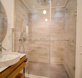 prodaja_sale_Rivijera_Nekretnine_oglasi_ads_Lustica_lustica_bay_stan_apartments-6-600x570