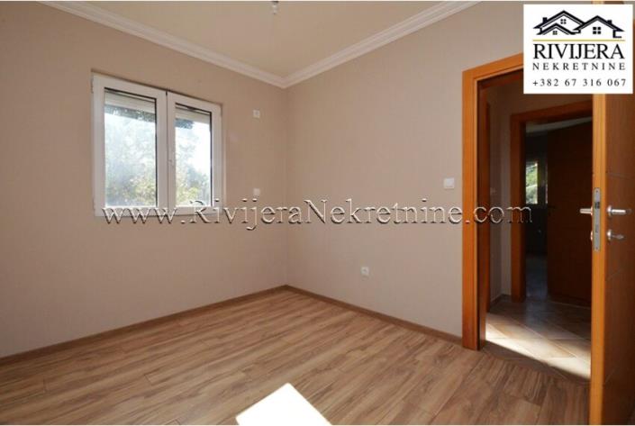 Image No.7-Appartement de 2 chambres à vendre à Kotor