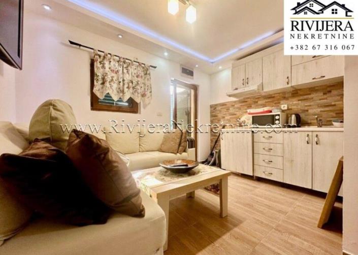 Image No.10-Maison de 5 chambres à vendre à Tivat