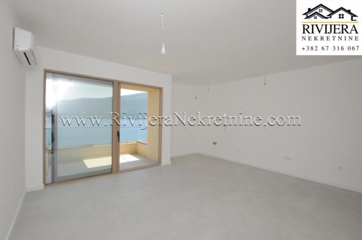 Image No.3-Appartement de 2 chambres à vendre à Herceg Novi