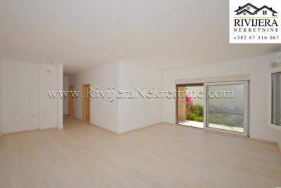 1 - Igalo, Apartment