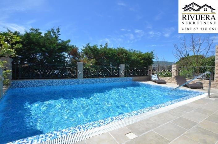 Image No.2-Appartement de 2 chambres à vendre à Herceg Novi