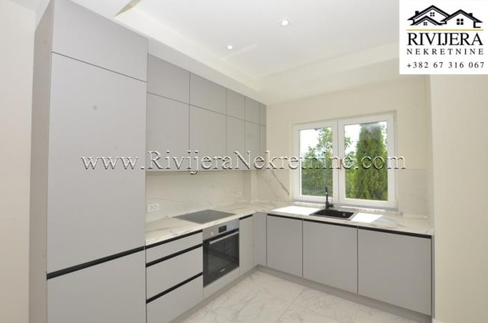 Image No.5-Appartement de 3 chambres à vendre à Ðenovici