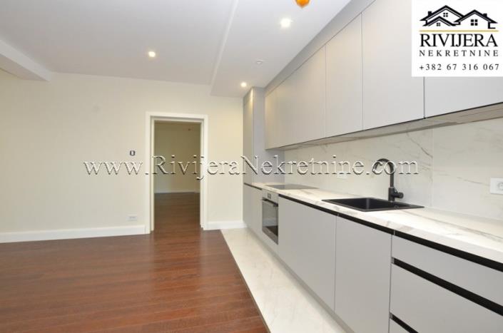 Image No.5-Appartement de 3 chambres à vendre à Ðenovici