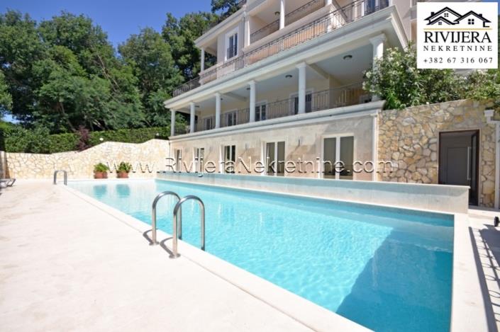 Image No.3-Appartement de 3 chambres à vendre à Ðenovici