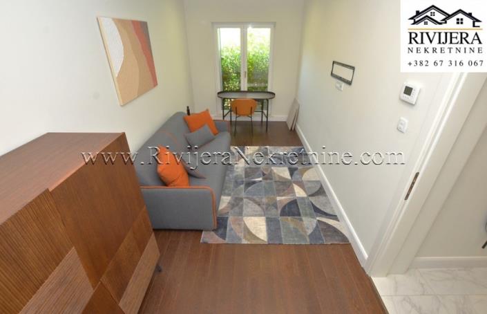 Image No.4-Appartement de 3 chambres à vendre à Ðenovici