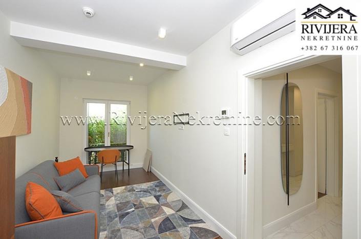 Image No.5-Appartement de 3 chambres à vendre à Ðenovici